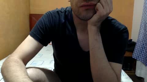 Snapshot of yuquiao chatting on 01-08-25, 01:32 yuquiao online show from 01-08-25, 01:32