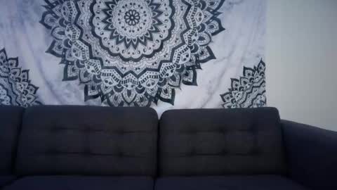 yurdreams_22 online show from 11-10-25, 05:06