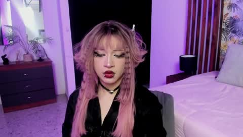 Yuri Kay online show from 05-31-26, 11:50