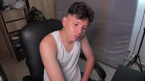 yurii_moody online show from 02-25-25, 02:36