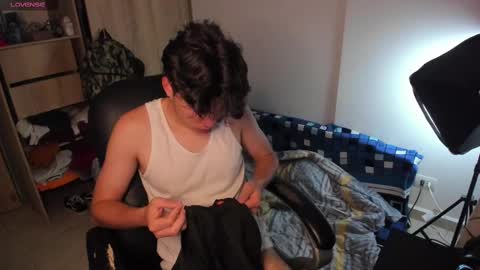 yurii_moody online show from 10-05-25, 11:46