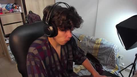 yurii_moody online show from 11-06-25, 06:31