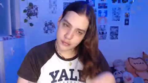 yuriko  online show from 04-23-26, 12:12