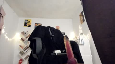 paola online show from 12-16-24, 11:28