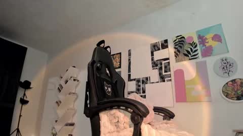 paola online show from 09-12-25, 02:55