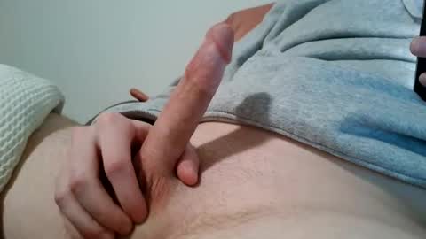 Snapshot of yutrah44 chatting on 04-30-26, 03:35 yutrah44 online show from 04-30-26, 03:35