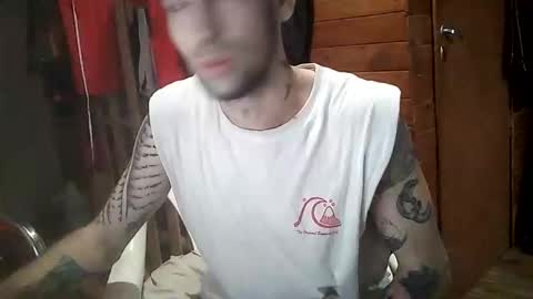 Yuumi online show from 11-08-25, 10:04