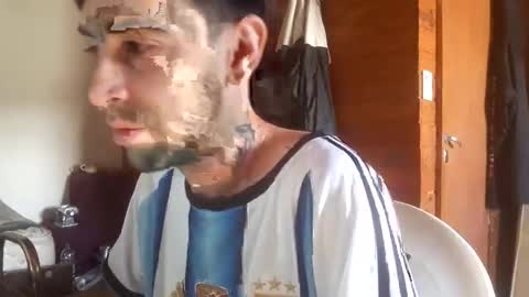 Snapshot of yuumis chatting on 03-09-26, 08:35 Yuumi online show from 03-09-26, 08:35