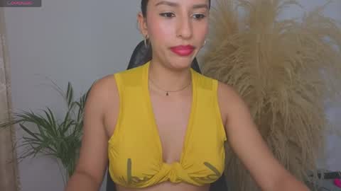 yuzii Im new to these pages so I hope you guys are kind to me. online show from 05-04-26, 12:50