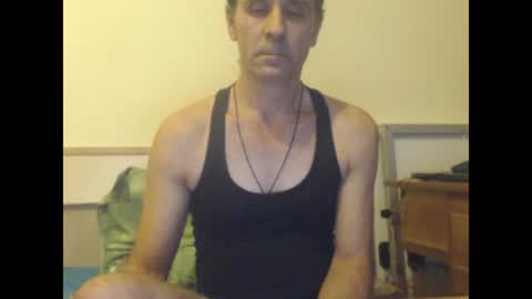 Snapshot of yvesstorm5 chatting on 02-08-25, 04:04 yvesstorm5 online show from 02-08-25, 04:04