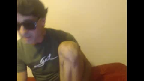 Snapshot of yvesstorm5 chatting on 09-27-25, 06:24 yvesstorm5 online show from 09-27-25, 06:24