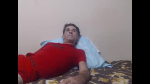 Snapshot of yvesstorm5 chatting on 10-27-25, 05:28 yvesstorm5 online show from 10-27-25, 05:28