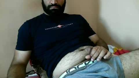 Snapshot of yxxtxxdentyk chatting on 06-23-26, 04:54 Bi BearXXX online show from 06-23-26, 04:54