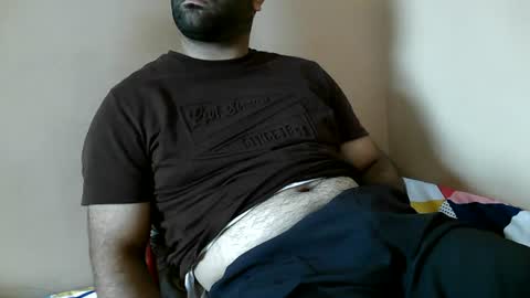 Snapshot of yxxtxxdentyk chatting on 07-13-26, 04:59 Bi BearXXX online show from 07-13-26, 04:59
