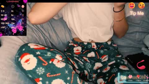 Snapshot of yzza_suave chatting on 01-06-26, 03:05 yzza_suave online show from 01-06-26, 03:05