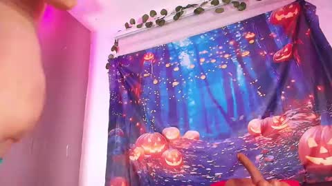 Snapshot of z_zoe_ chatting on 10-09-25, 03:04 Zoe online show from 10-09-25, 03:04