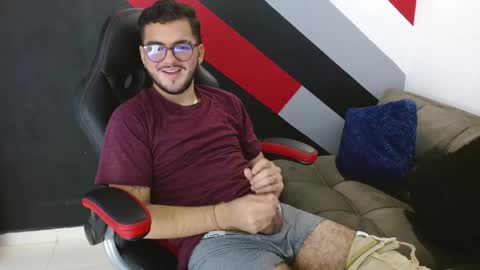 Zack  online show from 12-19-25, 12:39