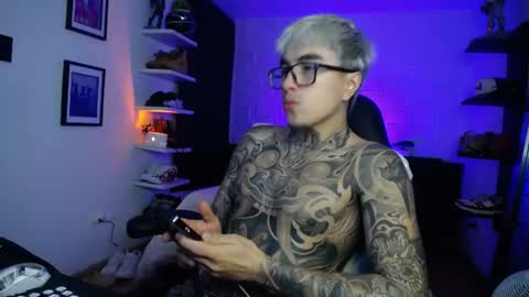 Snapshot of zac_muller1 chatting on 06-21-26, 02:25 zac_muller1 online show from 06-21-26, 02:25