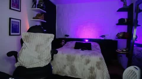 Snapshot of zac_muller1 chatting on 06-30-26, 01:06 zac_muller1 online show from 06-30-26, 01:06