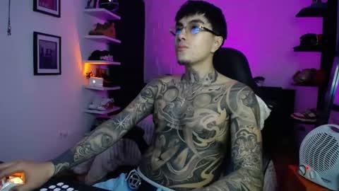 Snapshot of zac_muller1 chatting on 07-20-26, 04:05 zac_muller1 online show from 07-20-26, 04:05