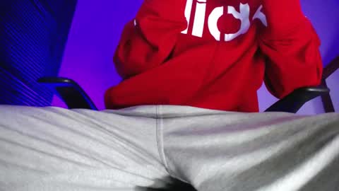Zac Freelance model online show from 05-13-26, 01:58