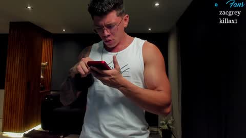 Snapshot of zacandmarcosmg_ chatting on 12-13-24, 11:50 zacandmarcosmg_ online show from 12-13-24, 11:50