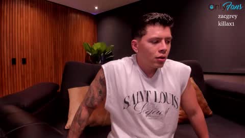 Snapshot of zacandmarcosmg_ chatting on 10-26-25, 02:06 zacandmarcosmg_ online show from 10-26-25, 02:06