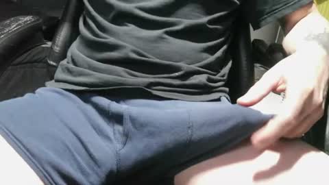 zach52590 online show from 06-10-26, 12:22