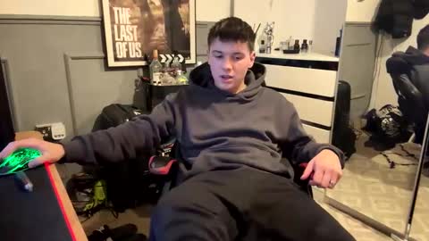 Zachbritboy online show from 03-06-25, 12:10