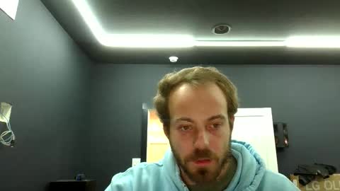 Snapshot of zachf420 chatting on 11-27-25, 01:29 zachf420 online show from 11-27-25, 01:29