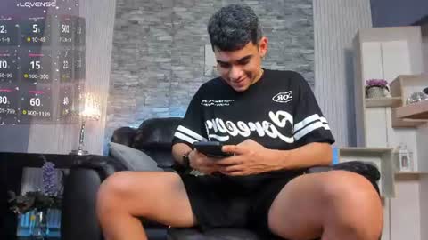zack_joness10 online show from 07-02-26, 04:51