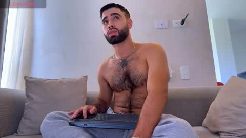 zack_sullivan22 online show from 02-07-26, 04:33