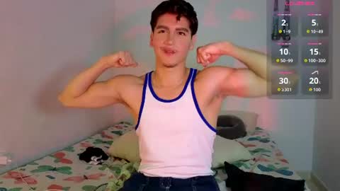 Snapshot of zackary_025 chatting on 07-13-26, 03:53 Zack online show from 07-13-26, 03:53