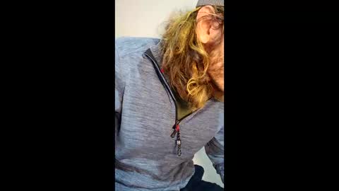 ZactheFeetGuy online show from 02-25-26, 03:32