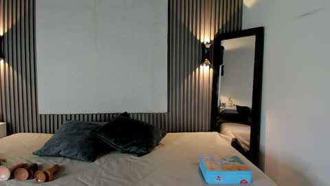 zafira online show from 04-04-26, 12:24