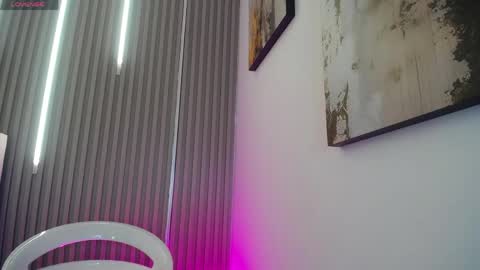 Zafiro online show from 04-16-26, 04:57