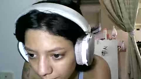 Snapshot of zafiro_rubi chatting on 05-20-26, 03:07 Zafiro online show from 05-20-26, 03:07