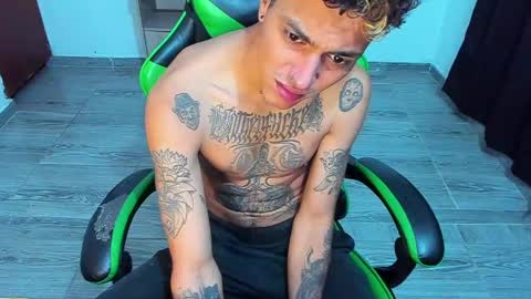 BiG Zafiro online show from 04-03-26, 12:14