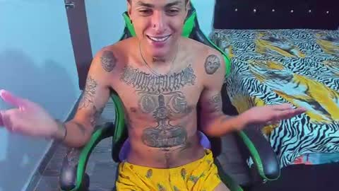 BiG Zafiro online show from 06-29-26, 01:55