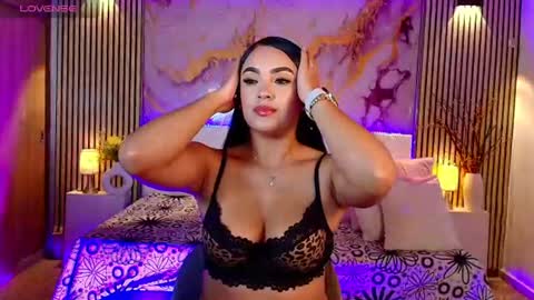 Snapshot of zafirolong chatting on 07-12-26, 06:15 zafirolong online show from 07-12-26, 06:15