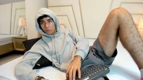 zahir_ashar online show from 10-28-25, 11:03