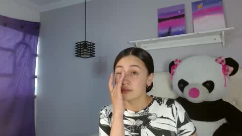 Snapshot of zaida_1 chatting on 11-06-25, 01:45 Zaida online show from 11-06-25, 01:45