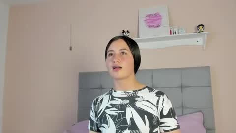 Snapshot of zaida_1 chatting on 04-22-26, 09:38 Zaida online show from 04-22-26, 09:38