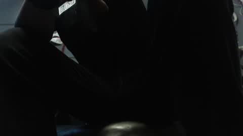 Snapshot of zainkreiger chatting on 05-08-26, 12:10 Dom Zain online show from 05-08-26, 12:10
