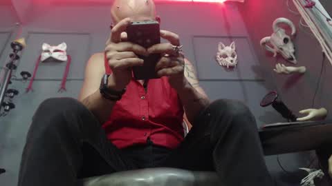 Snapshot of zainkreiger chatting on 05-09-26, 11:32 Dom Zain online show from 05-09-26, 11:32