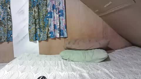 Snapshot of zaira795892 chatting on 02-02-25, 12:13 zaira795892 online show from 02-02-25, 12:13