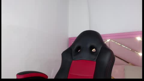 Snapshot of zaira_angel chatting on 02-01-25, 11:37 Zaira Angel online show from 02-01-25, 11:37