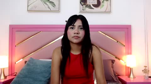 Snapshot of zaira_angel chatting on 02-25-25, 12:47 Zaira Angel online show from 02-25-25, 12:47