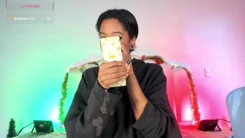 Zaira online show from 11-30-25, 01:48