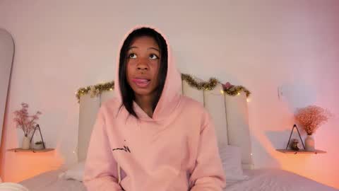 Zaira online show from 12-21-25, 02:46